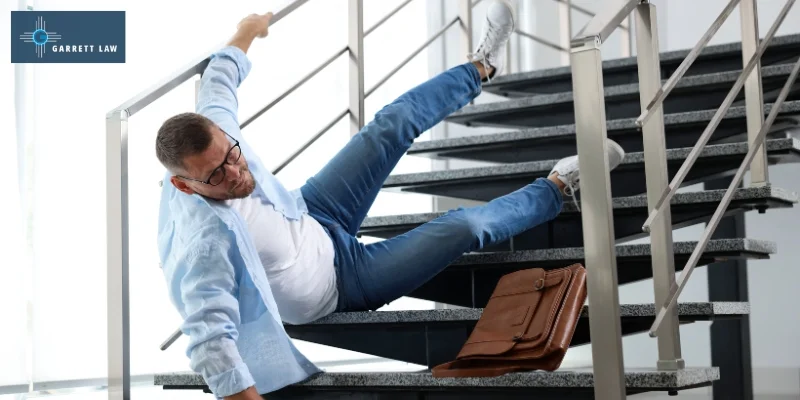 Hazards that lead to slip-and-fall injuries in the summertime-image